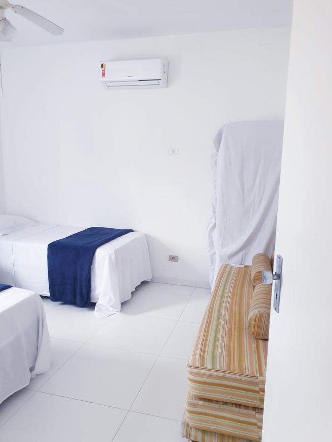 Апартаменты Apartamento 400 Metros Praia Da Enseada Гуаружа Экстерьер фото
