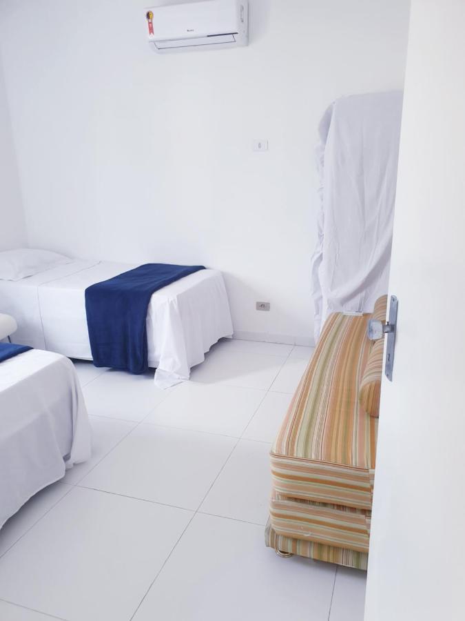 Апартаменты Apartamento 400 Metros Praia Da Enseada Гуаружа Экстерьер фото