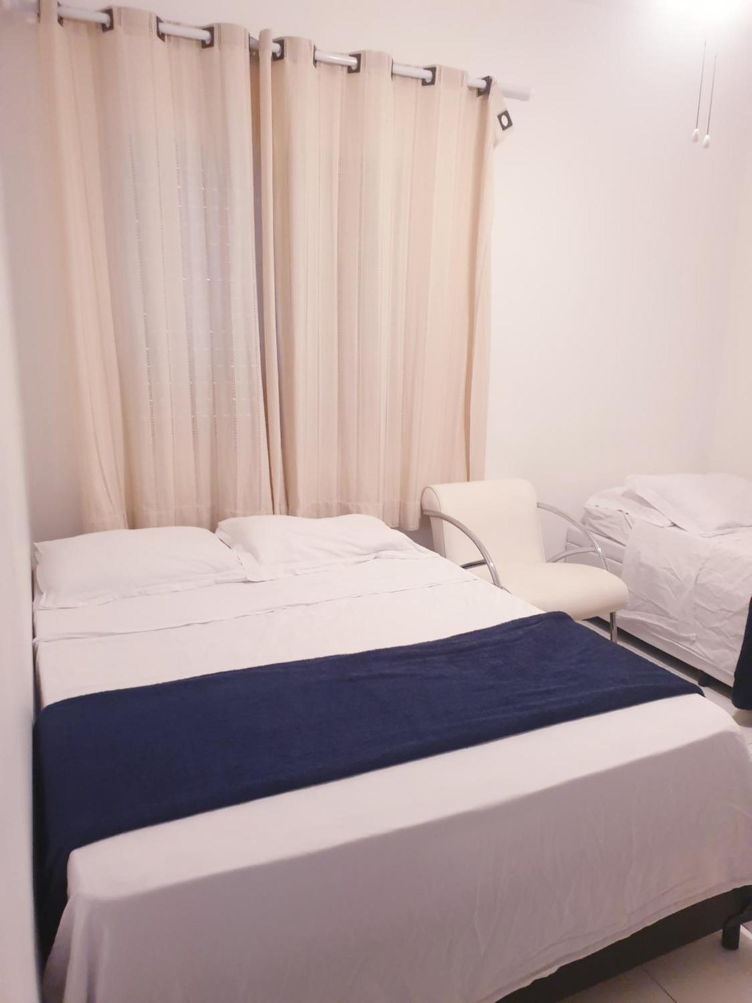 Апартаменты Apartamento 400 Metros Praia Da Enseada Гуаружа Экстерьер фото